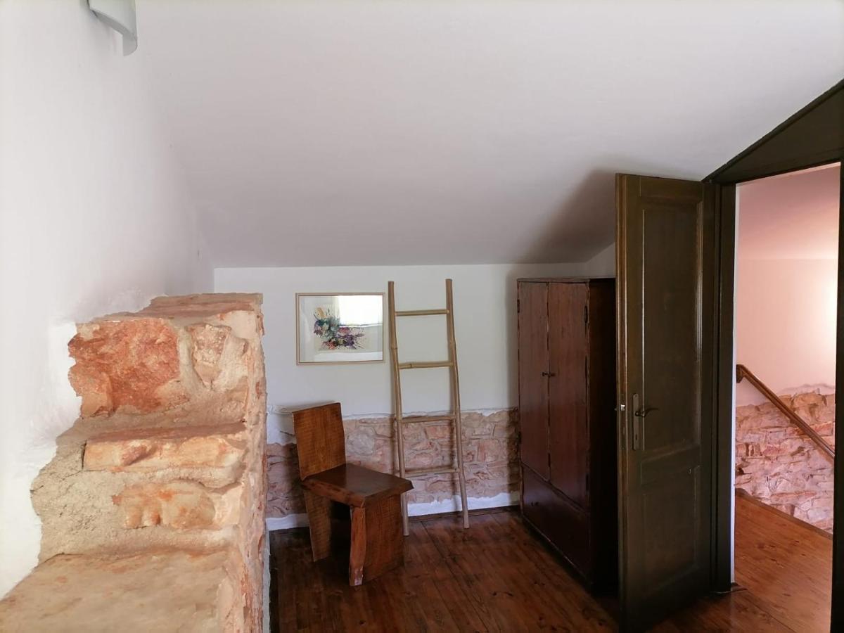 Villa Mala Kuca Sa Velikim Grijanim Bazenom Antonio à Šišan Extérieur photo